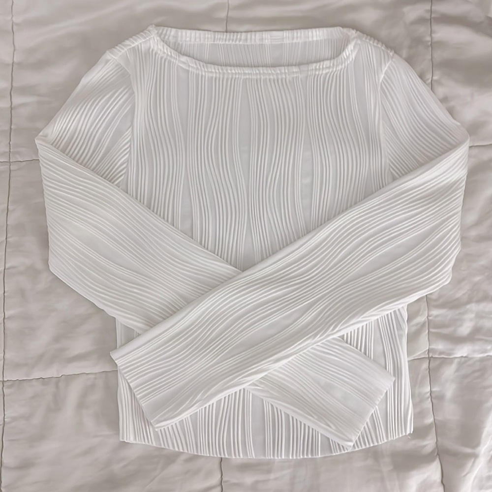 ~ SOLD yesstyle long sleeve pattern top